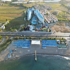 Crystal Admiral Resort Suites & Spa